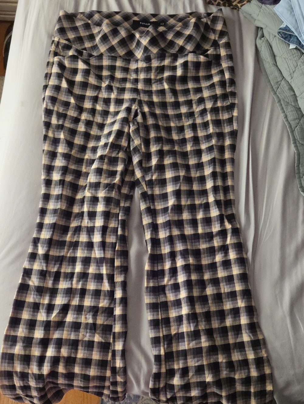 torrid Plaid Wide-Leg Pants in Black and Cream